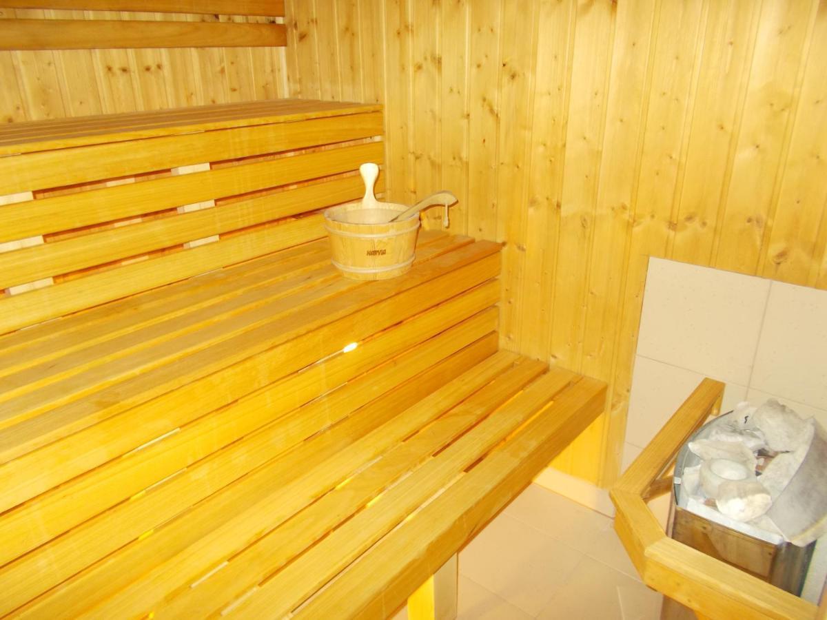 Hotel Mikorzyn Ślesin Εξωτερικό φωτογραφία