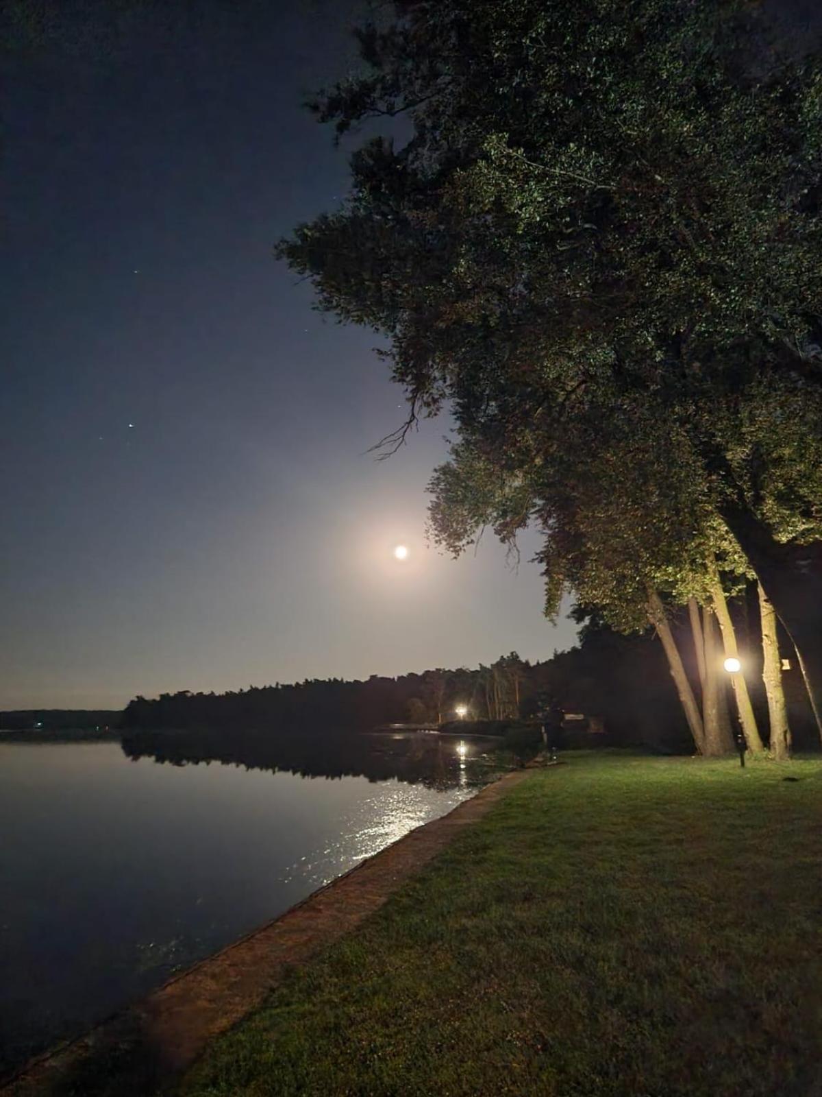 Hotel Mikorzyn Ślesin Εξωτερικό φωτογραφία