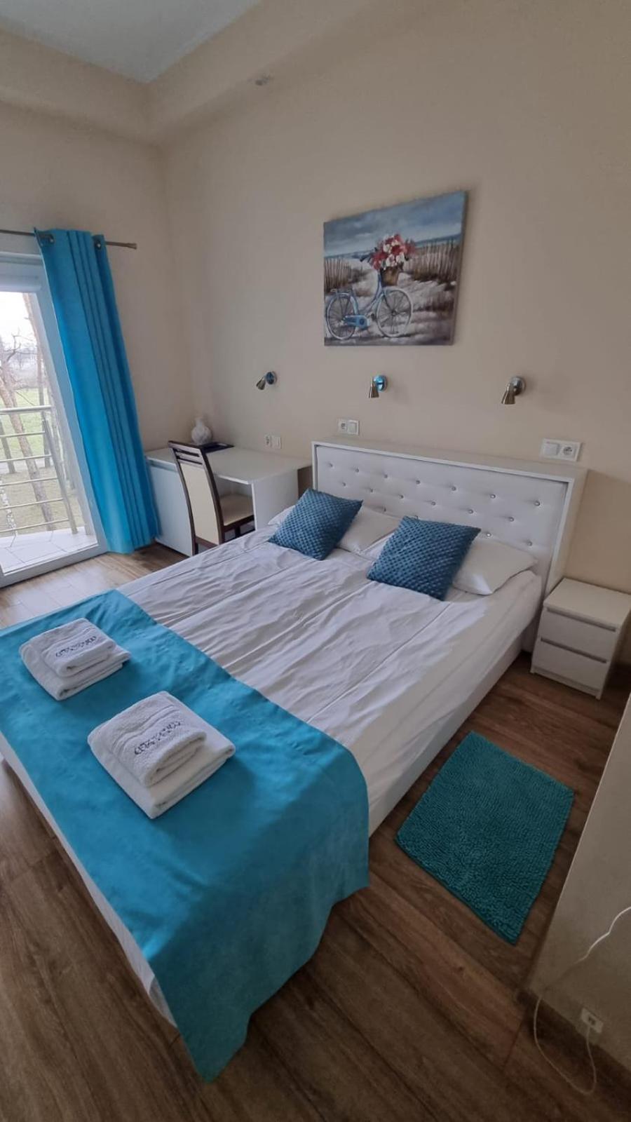 Hotel Mikorzyn Ślesin Εξωτερικό φωτογραφία