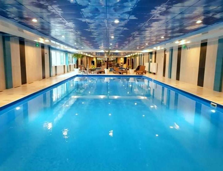 Hotel Mikorzyn Ślesin Εξωτερικό φωτογραφία